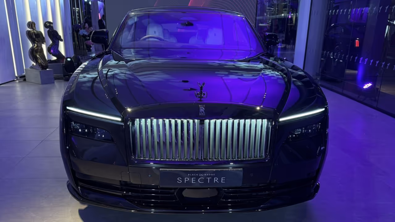 rollce royce spectre black badge rollce royce spectre black badge