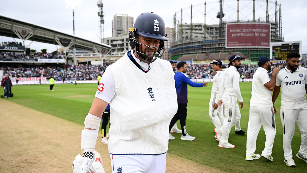 Chris Woakes Injured Shoulder Batting Video Chris Woakes Injured Shoulder Batting Video