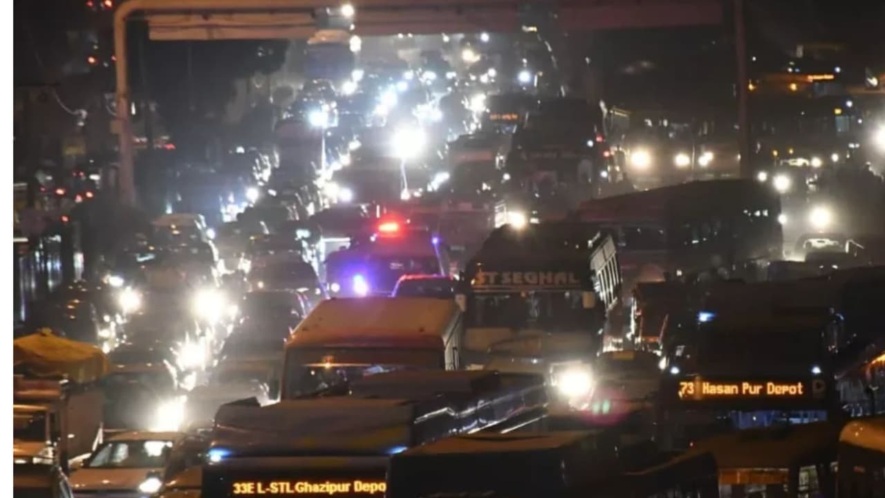 रक्षाबंधन से पहले दिल्ली में जाम