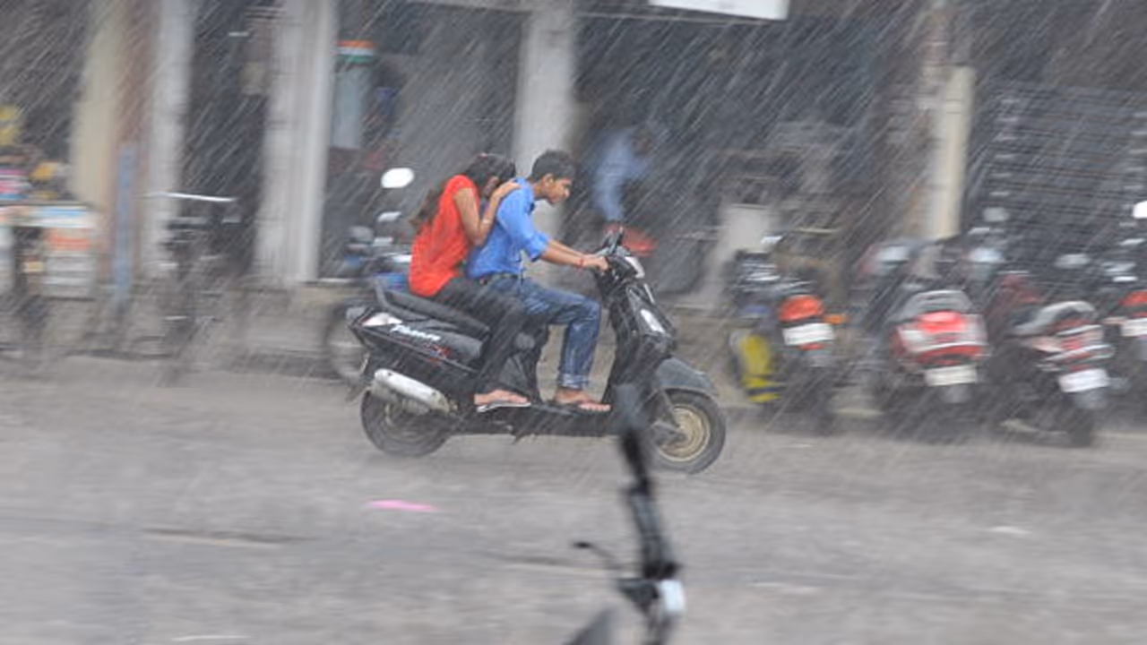 Heavy Rain Alert in MP Heavy Rain Alert in MP