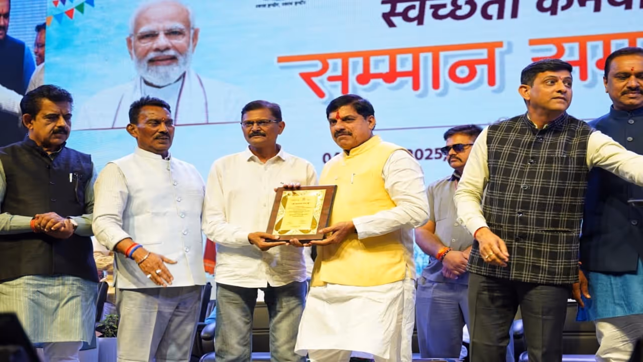 CM Mohan Yadav Indore Electric AC Buses Launch