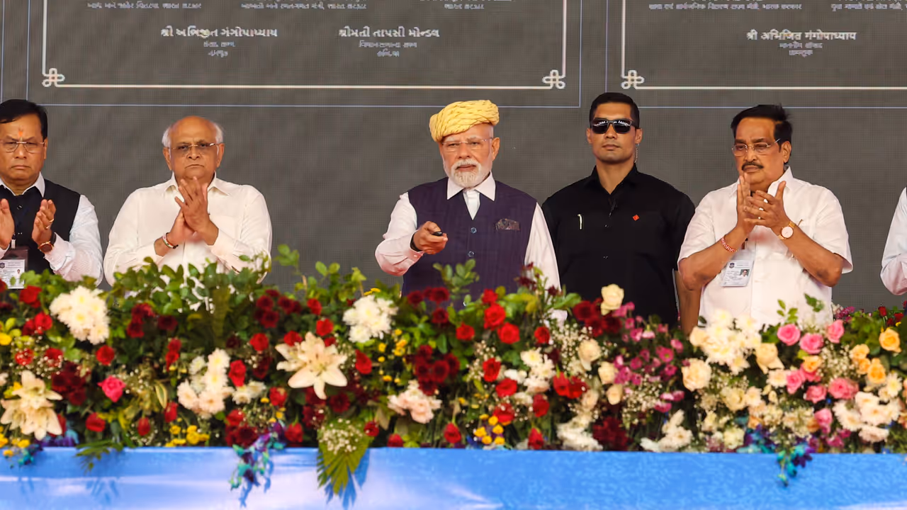 pm modi in gujarat bhavnagar