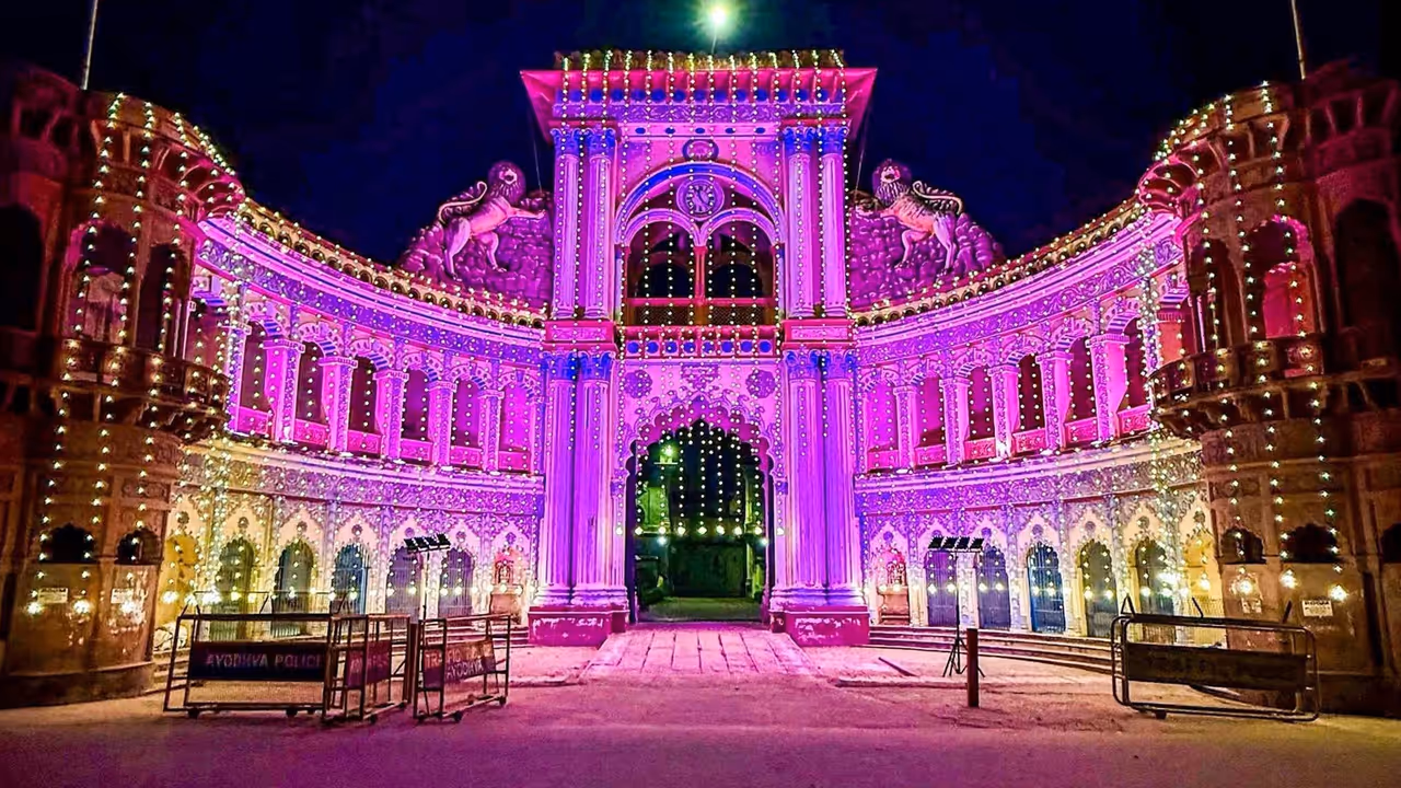 Deepotsav 2025 Ayodhya Ramayan theme selfie point