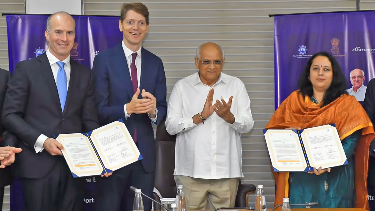 Gujarat CM Bhupendra Patel pipavav port expansion