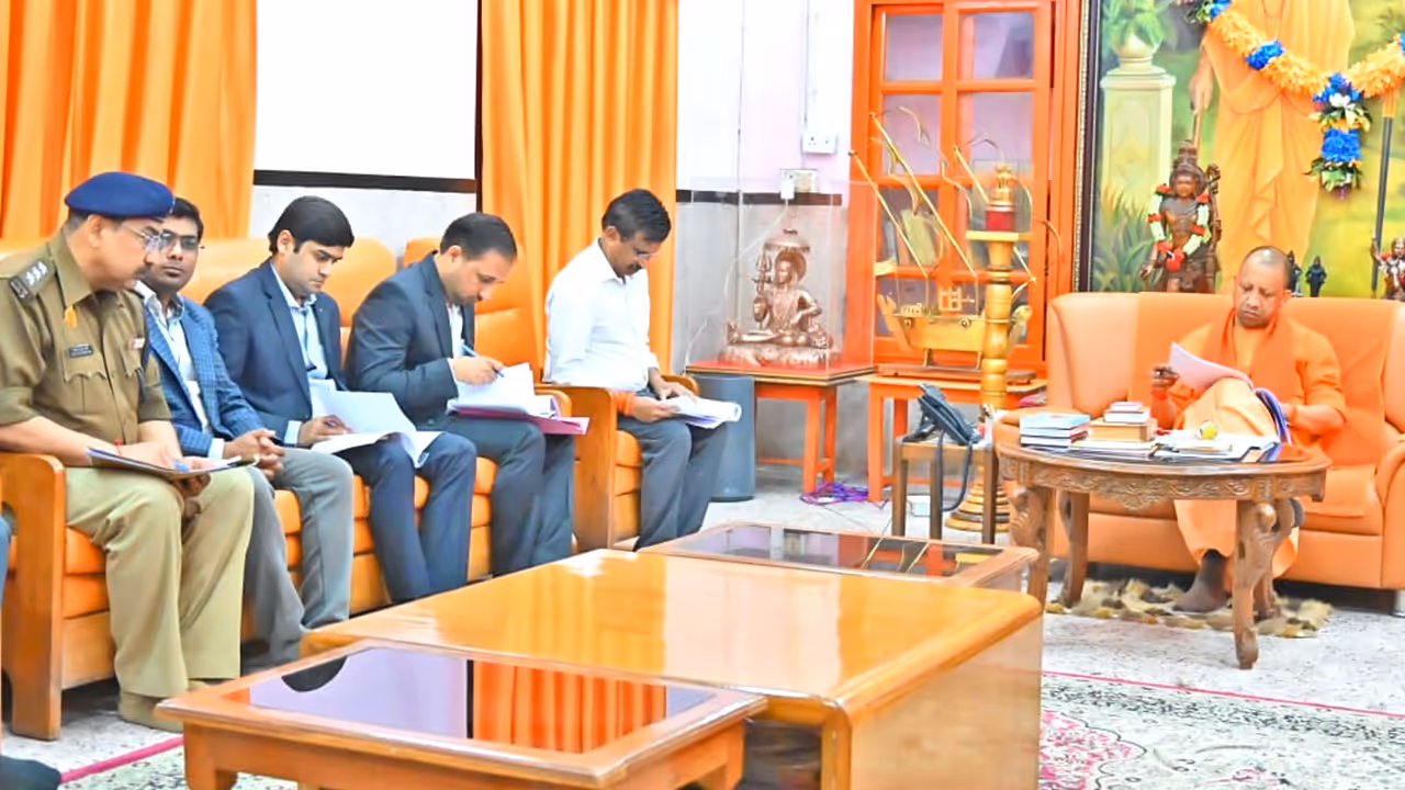 gorakhnath khichdi mela 2025 CM Yogi Adityanath review preparations