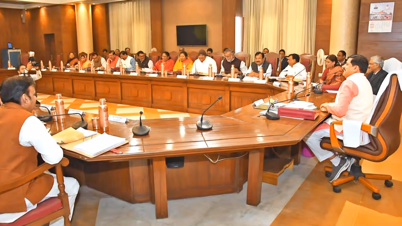 Malhargarh 9th best police station IITF 2025 MP mandapam won silver medal CM Mohan Yadav