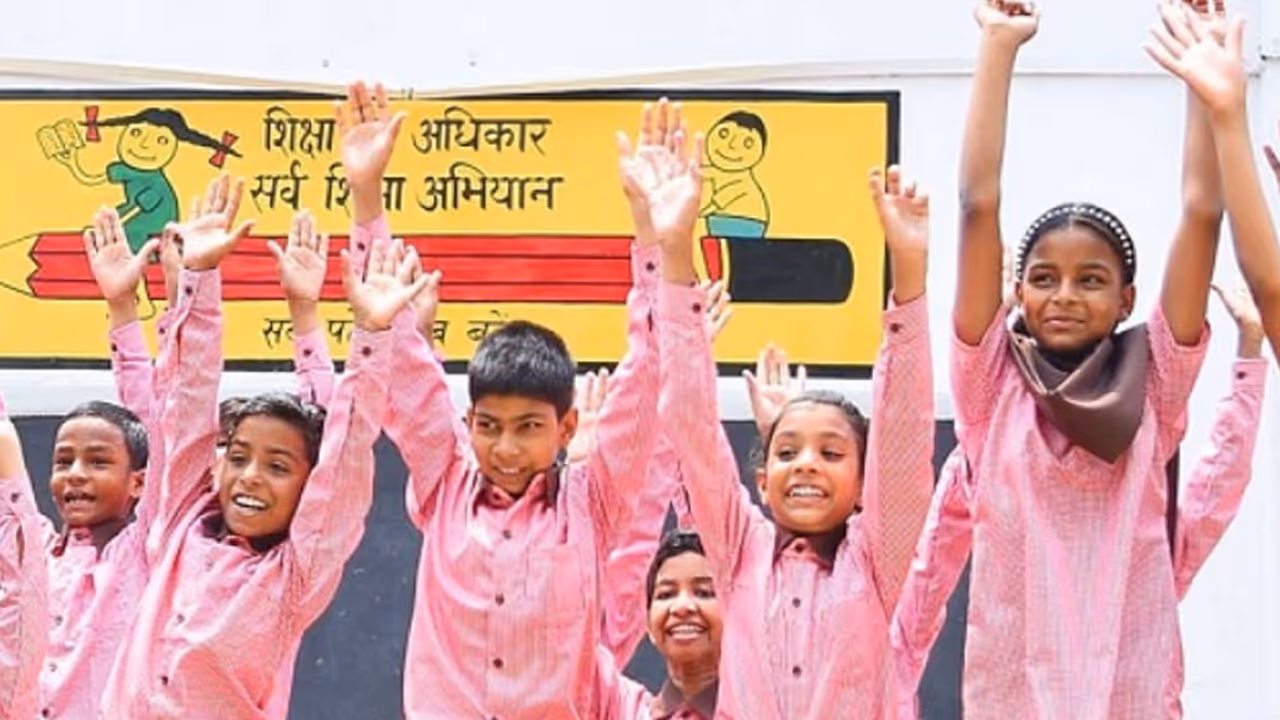 Yogi Government up bal shramik vidya yojana