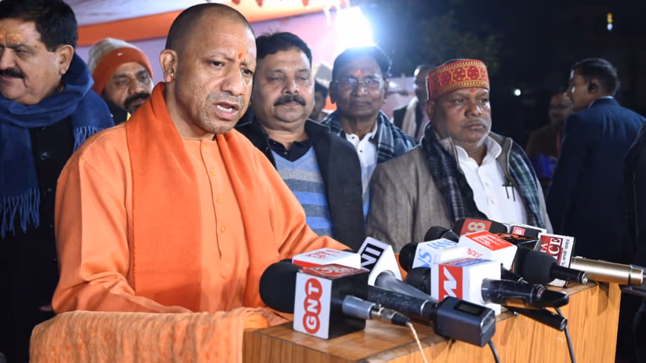 cm yogi adityanath kashi rain basera inspection cm yogi adityanath kashi rain basera inspection