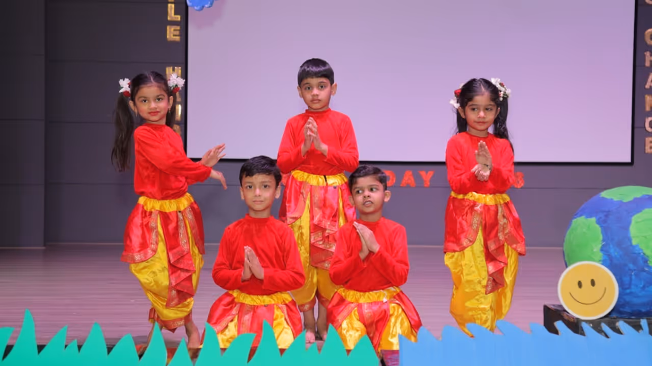 surat eurokids pre school pal annual function surat eurokids pre school pal annual function