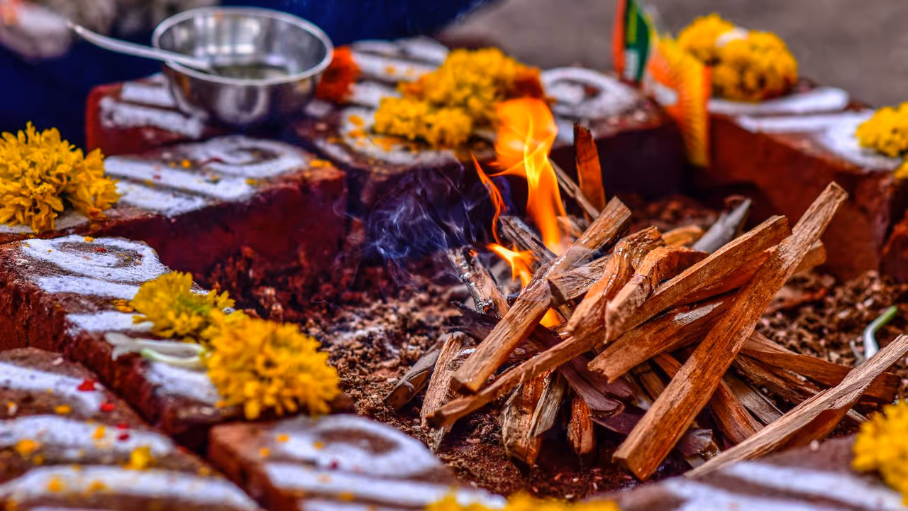 Navratri Havan Mantra Navratri Havan Mantra