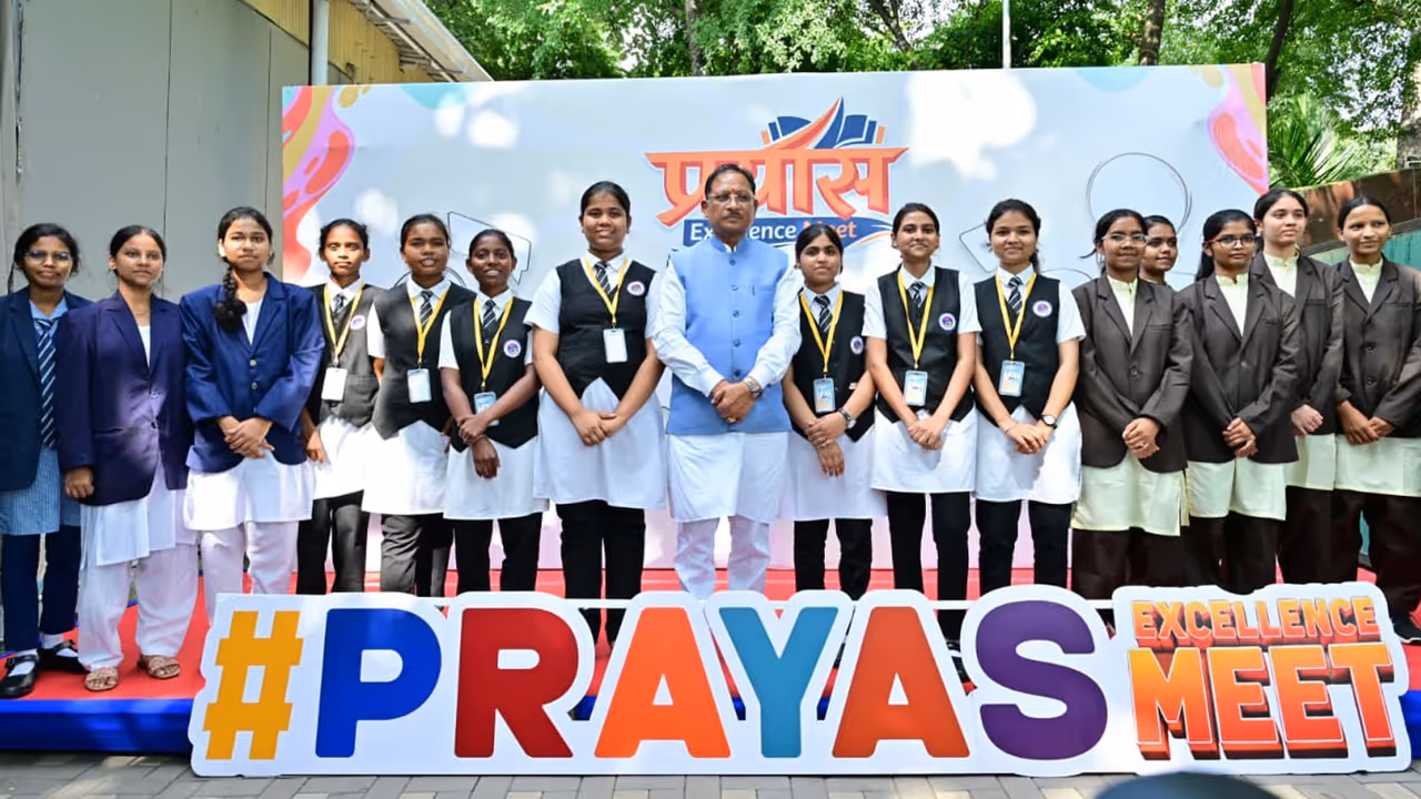 neet 2026 students meet cm vishnu deo sai neet 2026 students meet cm vishnu deo sai