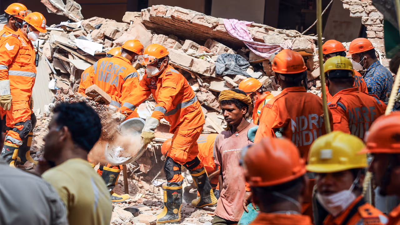 Delhi Building Collapse Arrest Delhi Building Collapse Arrest