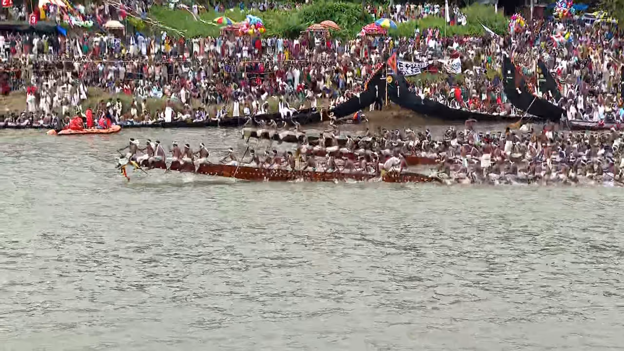 Uthrattathi Boat Uthrattathi Boat