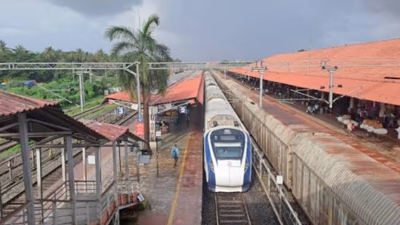 Kaja Hussain train theft case details Kaja Hussain train theft case details