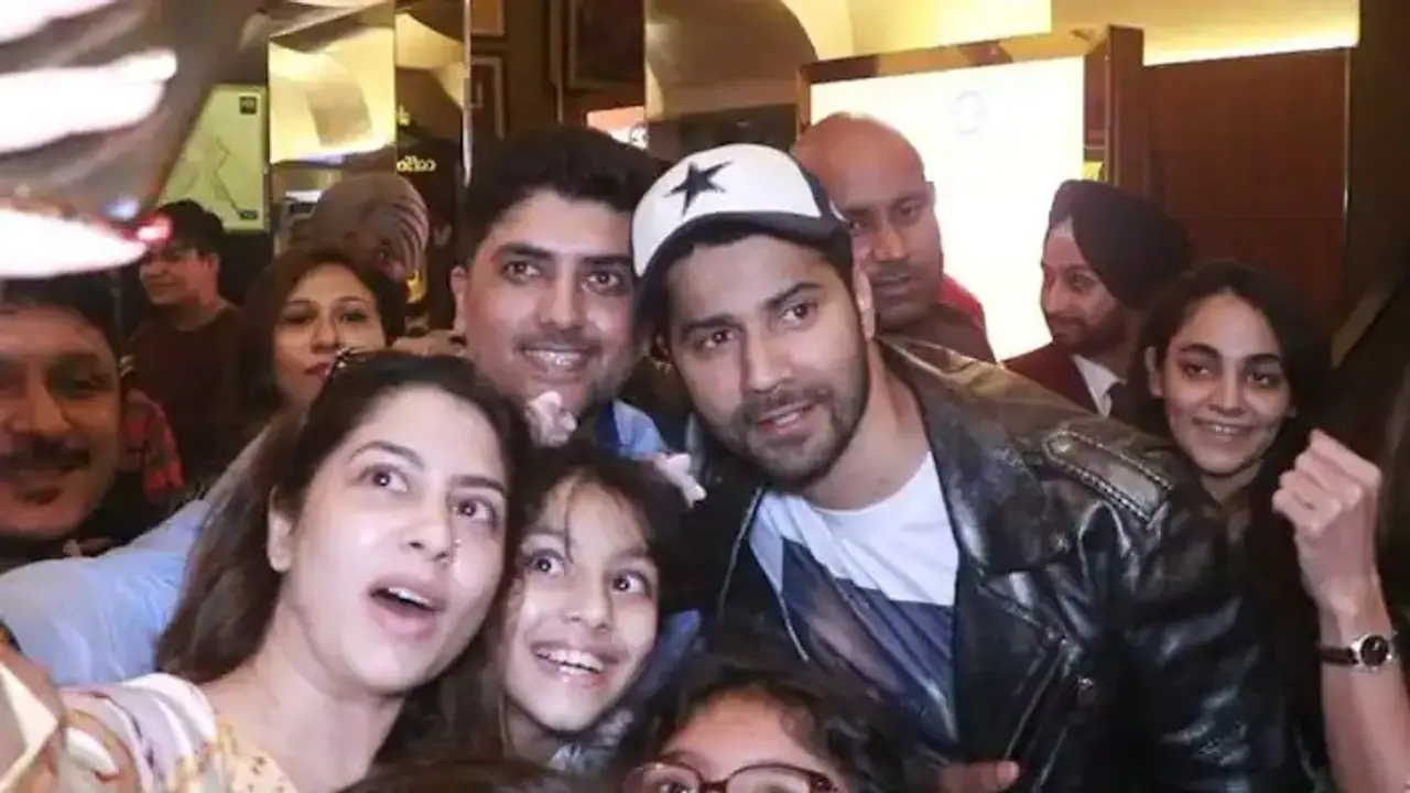 বরুণ ধাওয়ান বরুণ ধাওয়ান