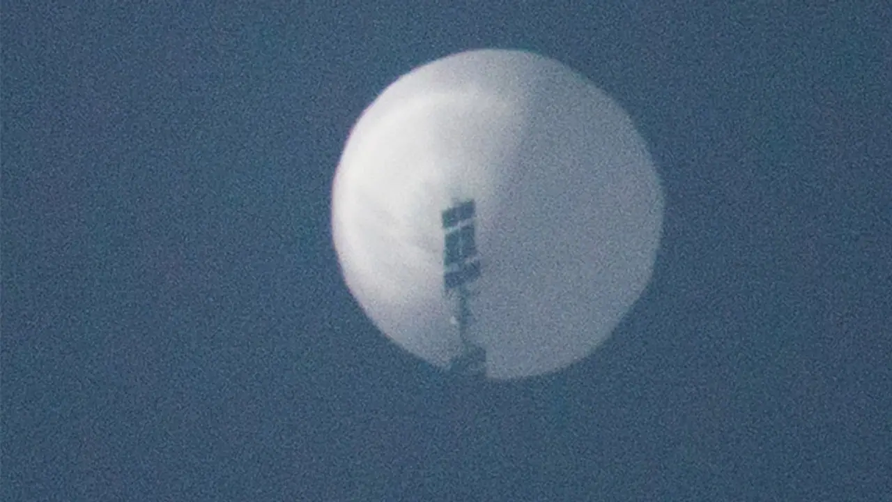 Chinese spy balloon Chinese spy balloon