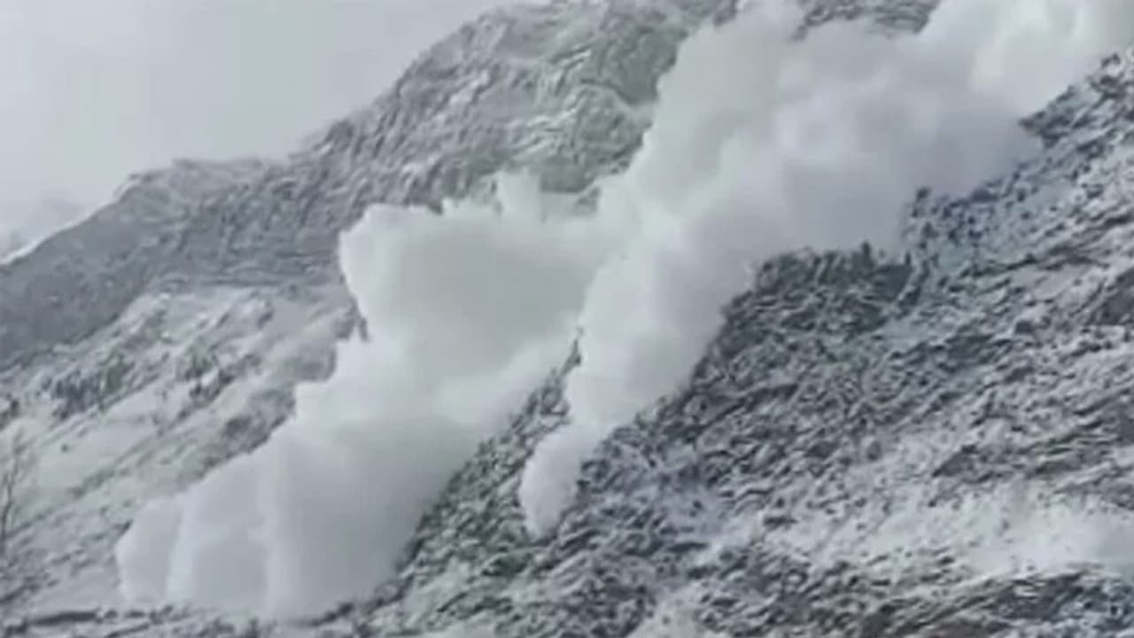 avalanche in Lahaul and Spiti avalanche in Lahaul and Spiti