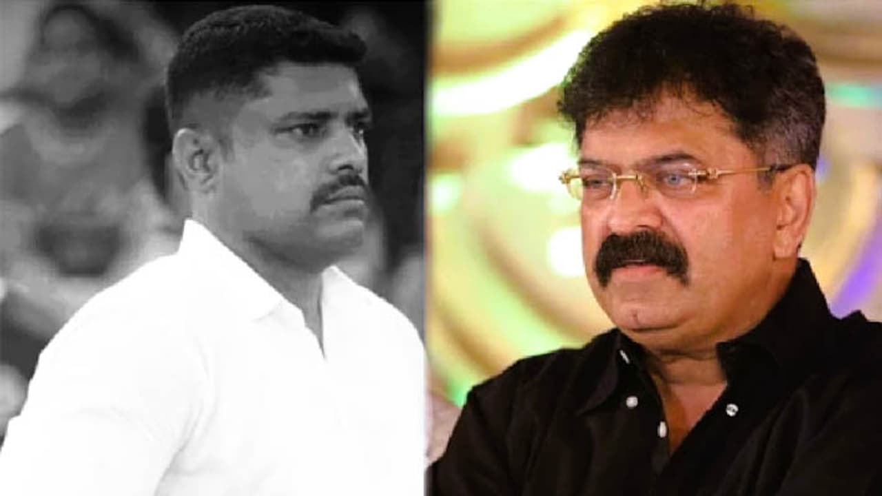 Jitendra Awhad bodyguard