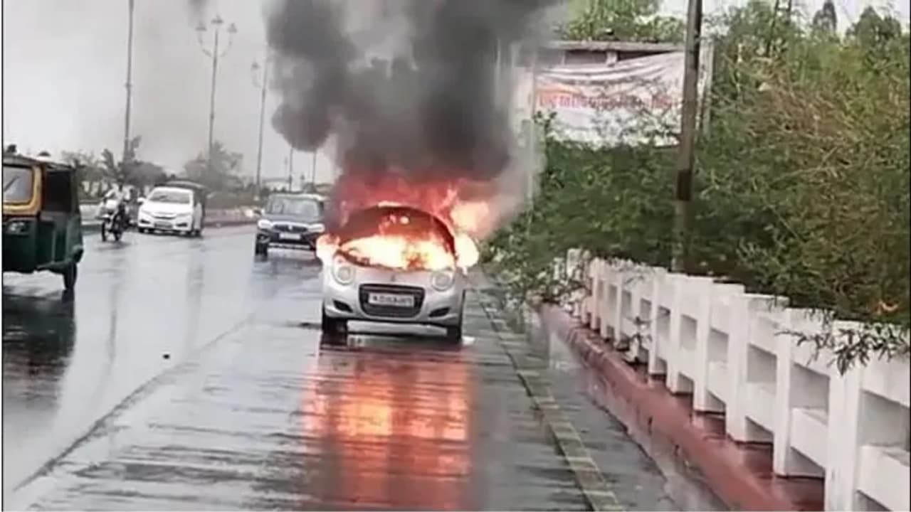 car burn in rajasthan