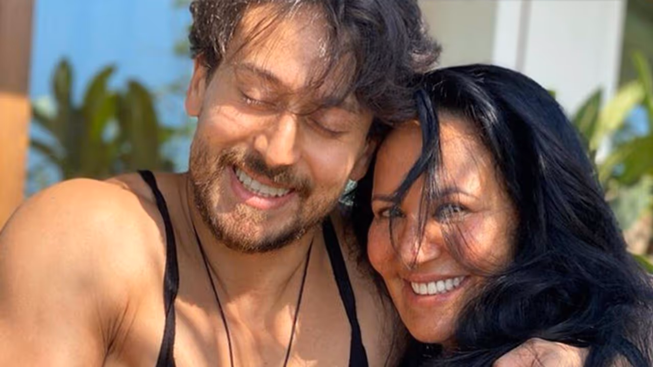 Tiger Shroff Mom Ayesha Shroff Tiger Shroff Mom Ayesha Shroff