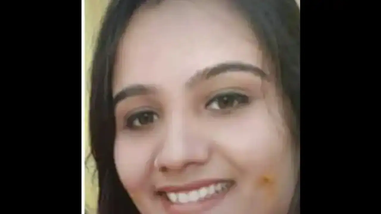 girl commit suicide