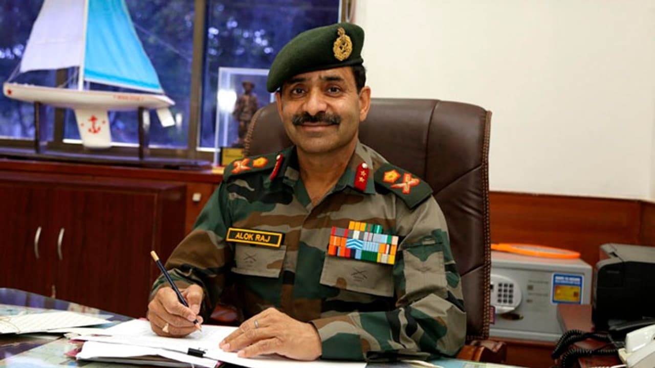 major Genral alok raj 00