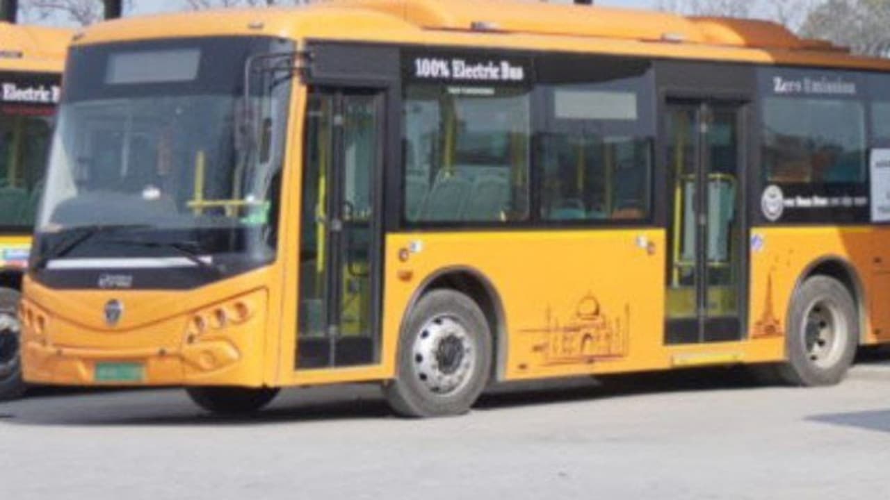 bus 01
