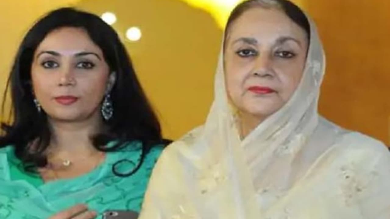 diya kumari and mother diya kumari and mother