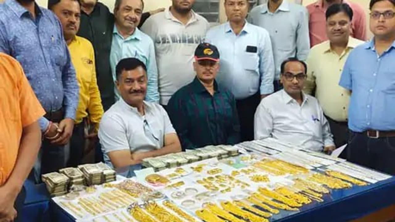 Rajdhani express. Rajdhani express.