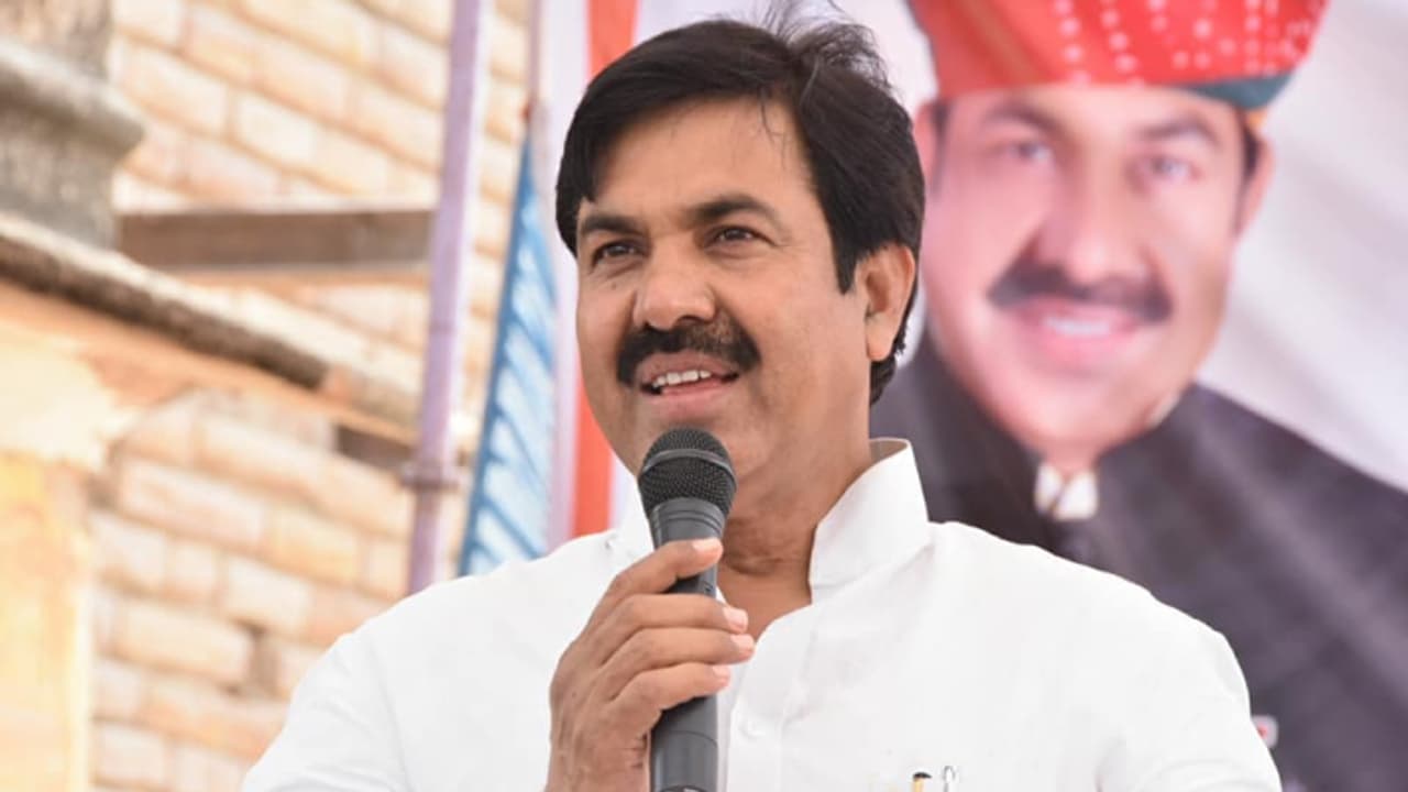 yunus khan yunus khan