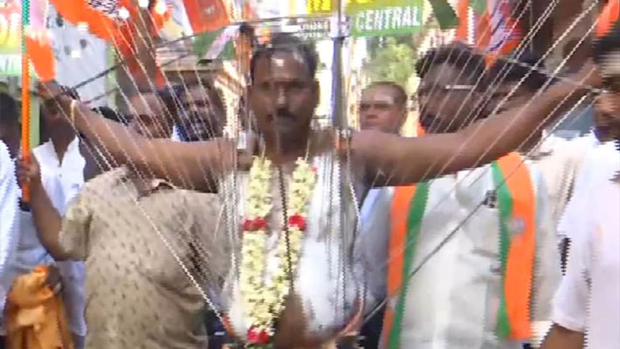 Unique ways of election campaign Unique ways of election campaign