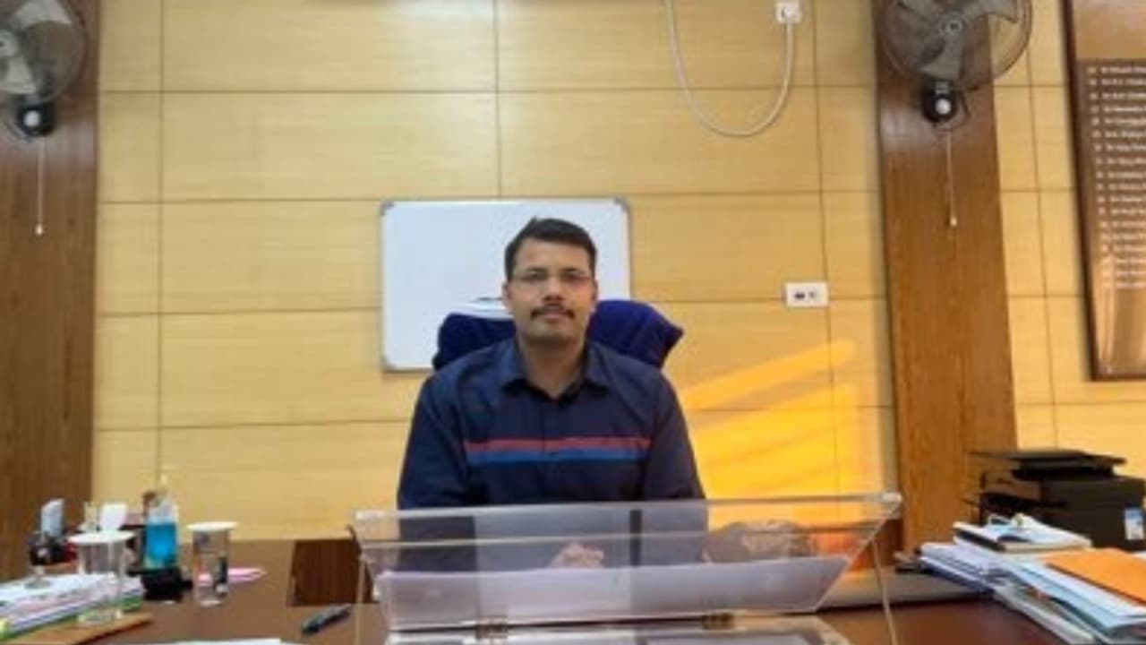 IAS Jatin Yadav motivational message for UPSC aspirant IAS Jatin Yadav motivational message for UPSC aspirant