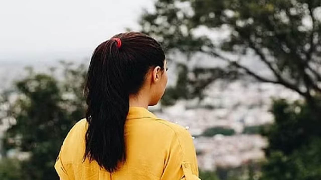 Student Commits Suicide Student Commits Suicide