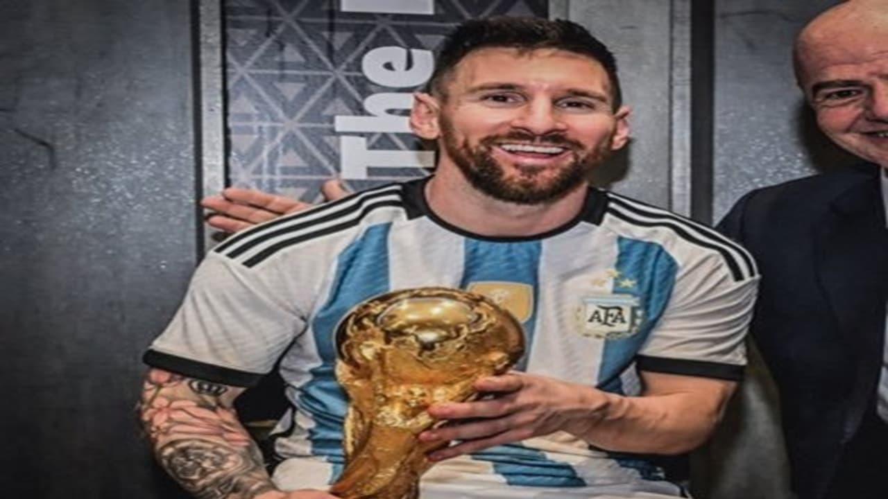 Lionel Messi1