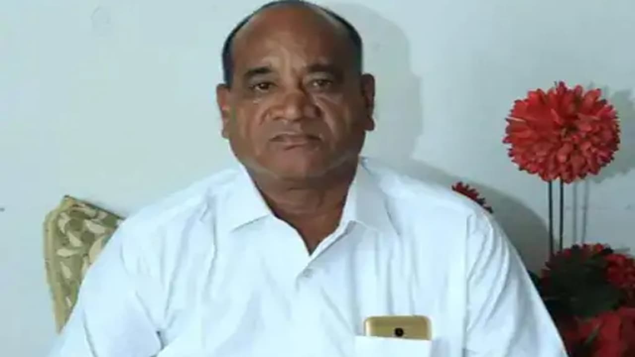 Congress leader Panchram Yadav commits suicide Congress leader Panchram Yadav commits suicide