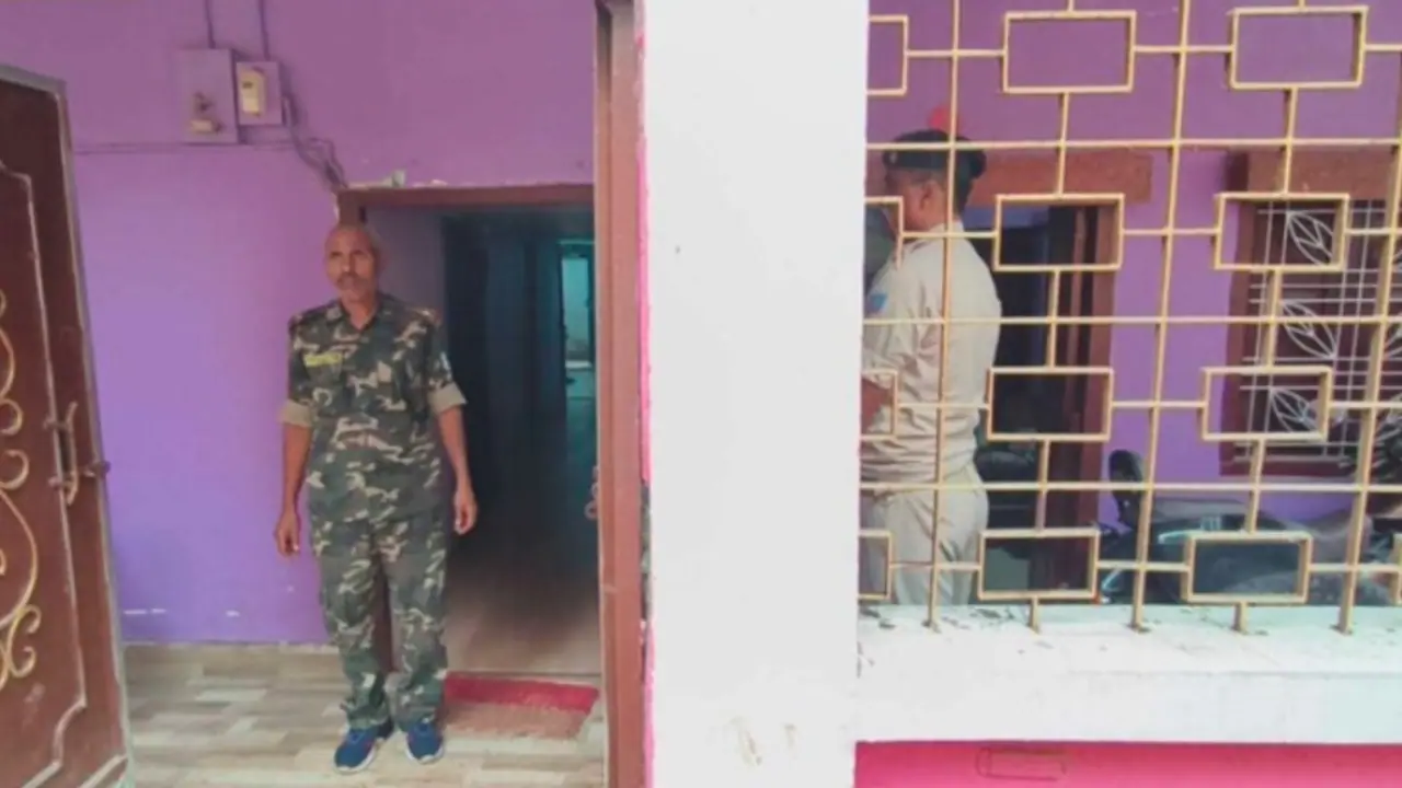 acb raid on hazaribagh sdo residence and office acb raid on hazaribagh sdo residence and office