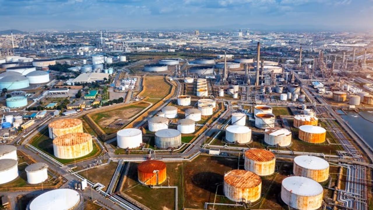 oil refinery oil refinery