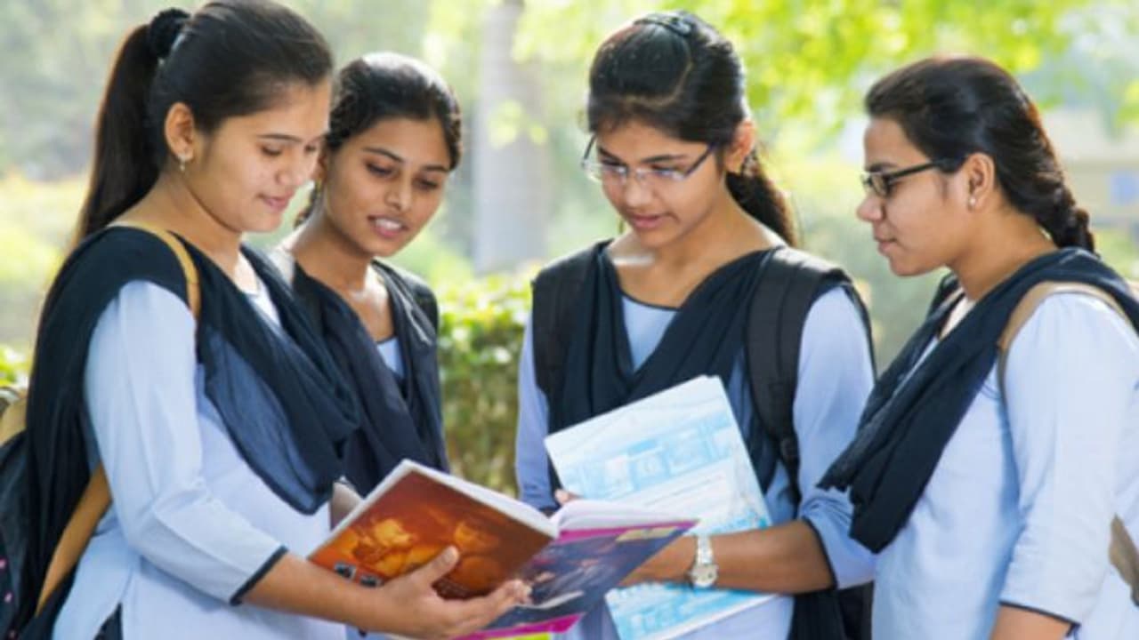 Mukhyamantri Chhatra Protsahan Yojana 2024 Mukhyamantri Chhatra Protsahan Yojana 2024