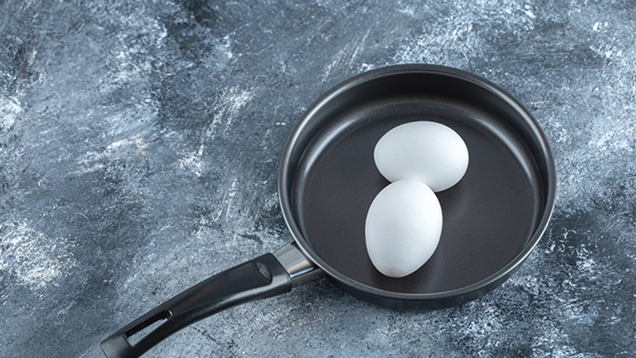 How to boil broken egg perfectly with vinegar