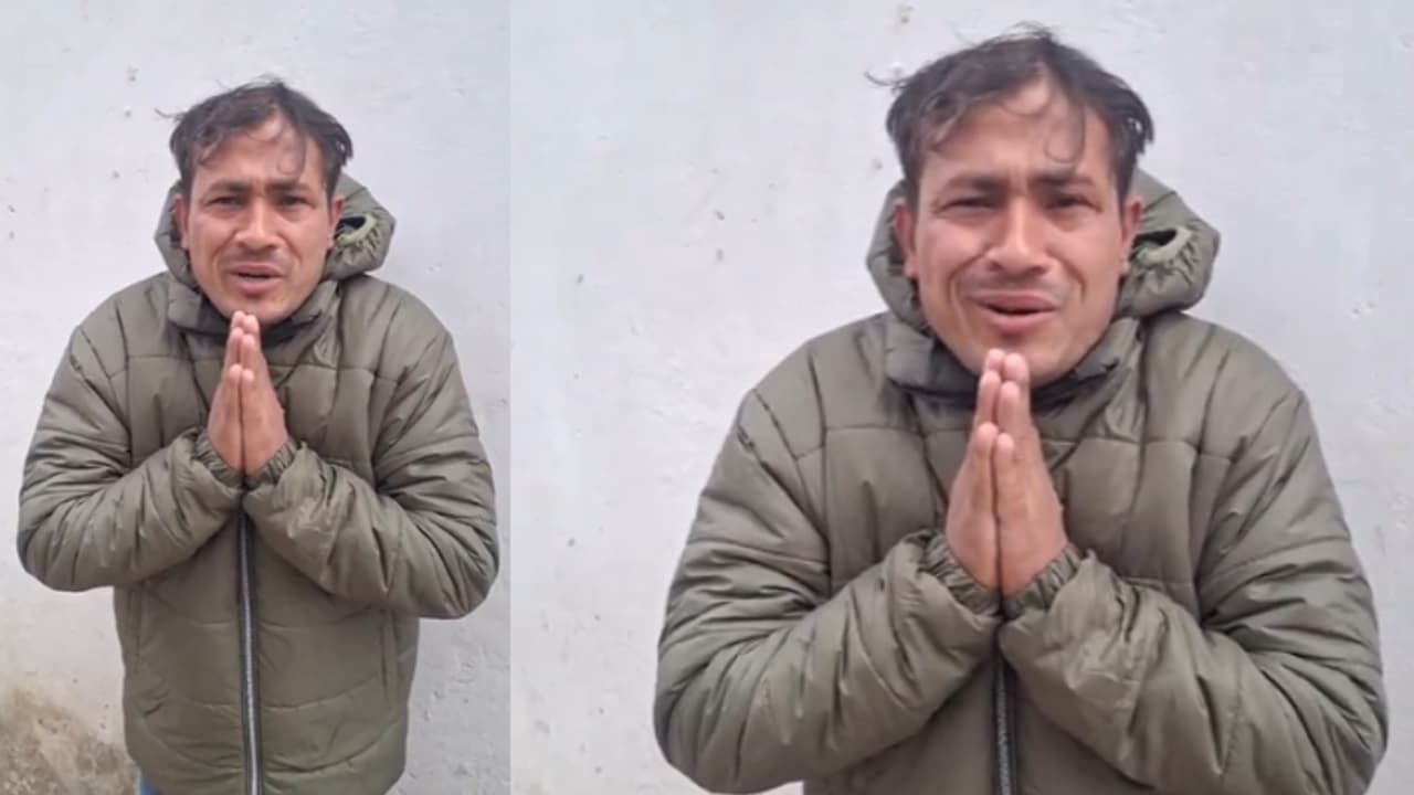 UP Meerut yogi ji maaf kar do actor mushtaq khan sunil pal kidnapping accused surrender video up police encounter UP Meerut yogi ji maaf kar do actor mushtaq khan sunil pal kidnapping accused surrender video up police encounter