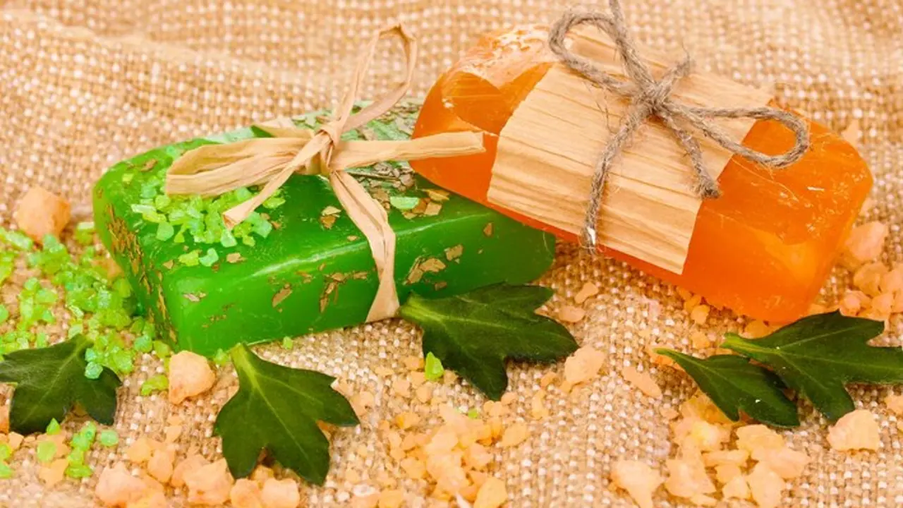 How to make homemade herbal soap