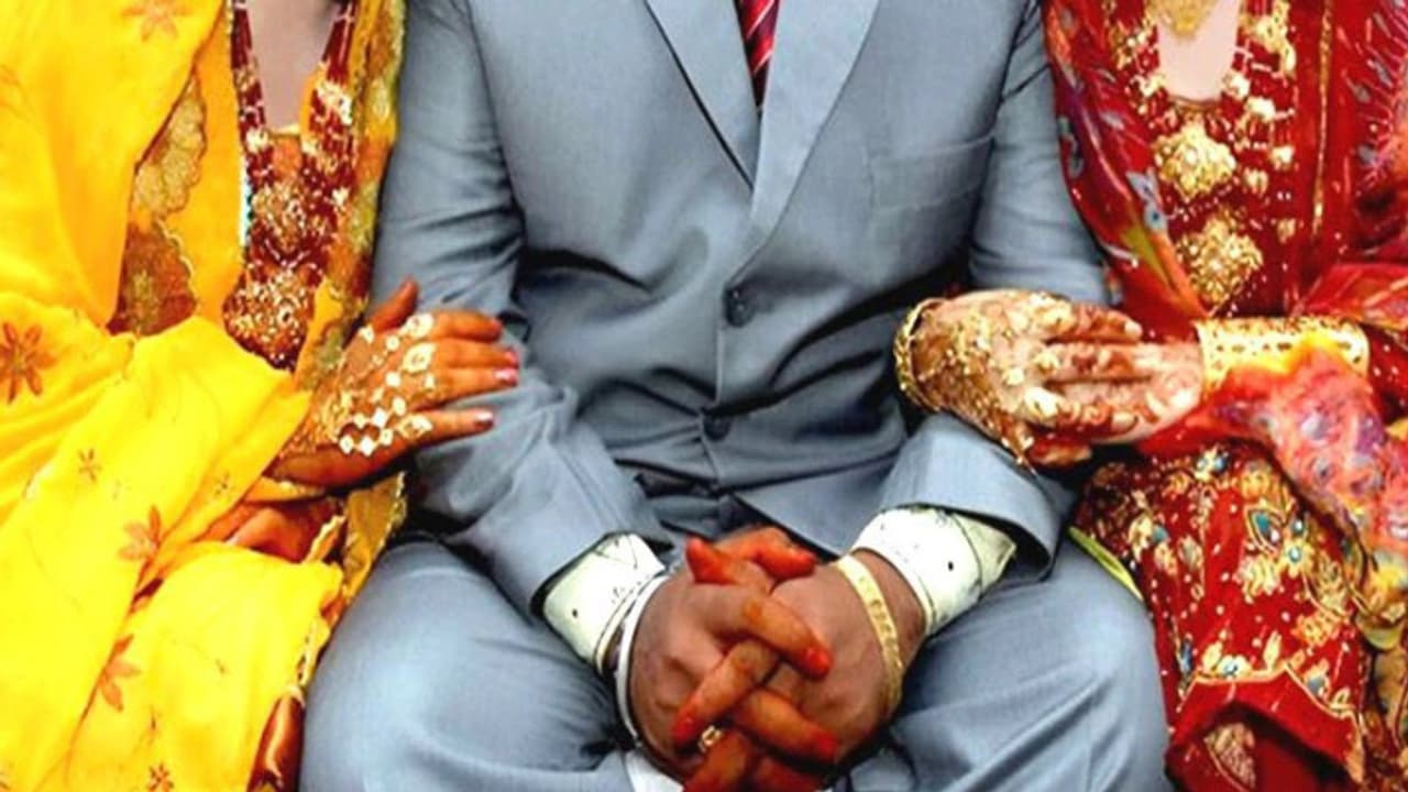 UP Agra 2 women claim same husband family counseling case UP Agra 2 women claim same husband family counseling case