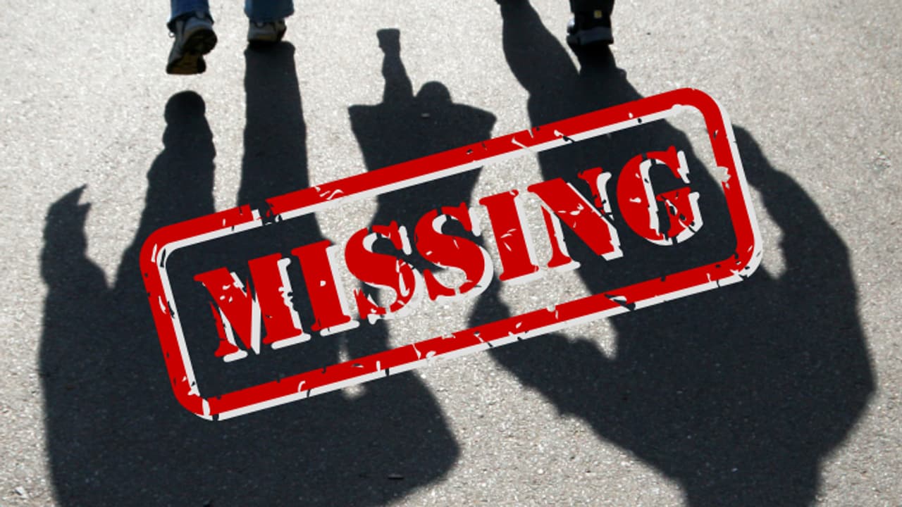 UP azamgarh police operation muskan missing woman phoolmati reunited family 49 years UP azamgarh police operation muskan missing woman phoolmati reunited family 49 years