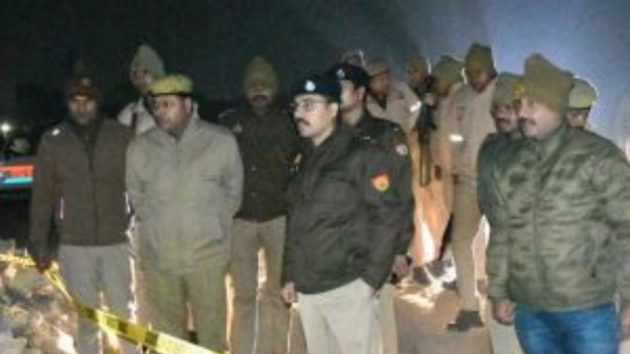 UP meerut murder case police encounter 50000 wanted criminal naeem shot dead UP meerut murder case police encounter 50000 wanted criminal naeem shot dead