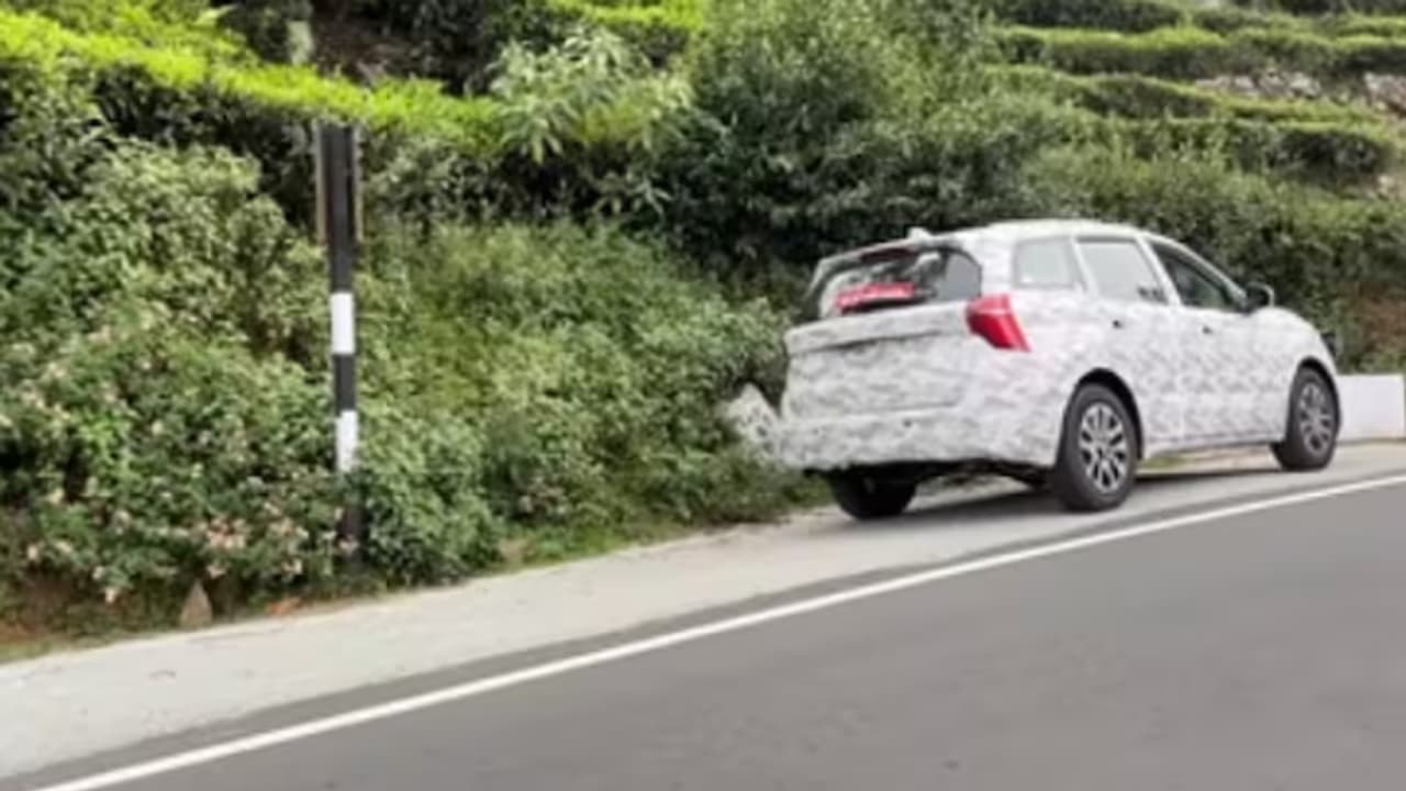 Mahindra XUV700 Facelift Mahindra XUV700 Facelift