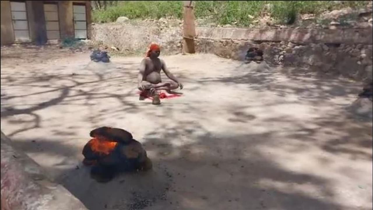 sadhu sitting in rajasthan