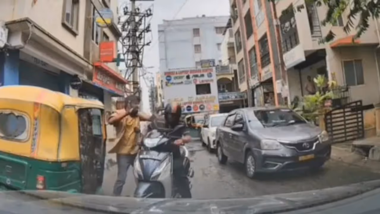 Bengaluru Road rage: Auto Bengaluru Road rage: Auto
