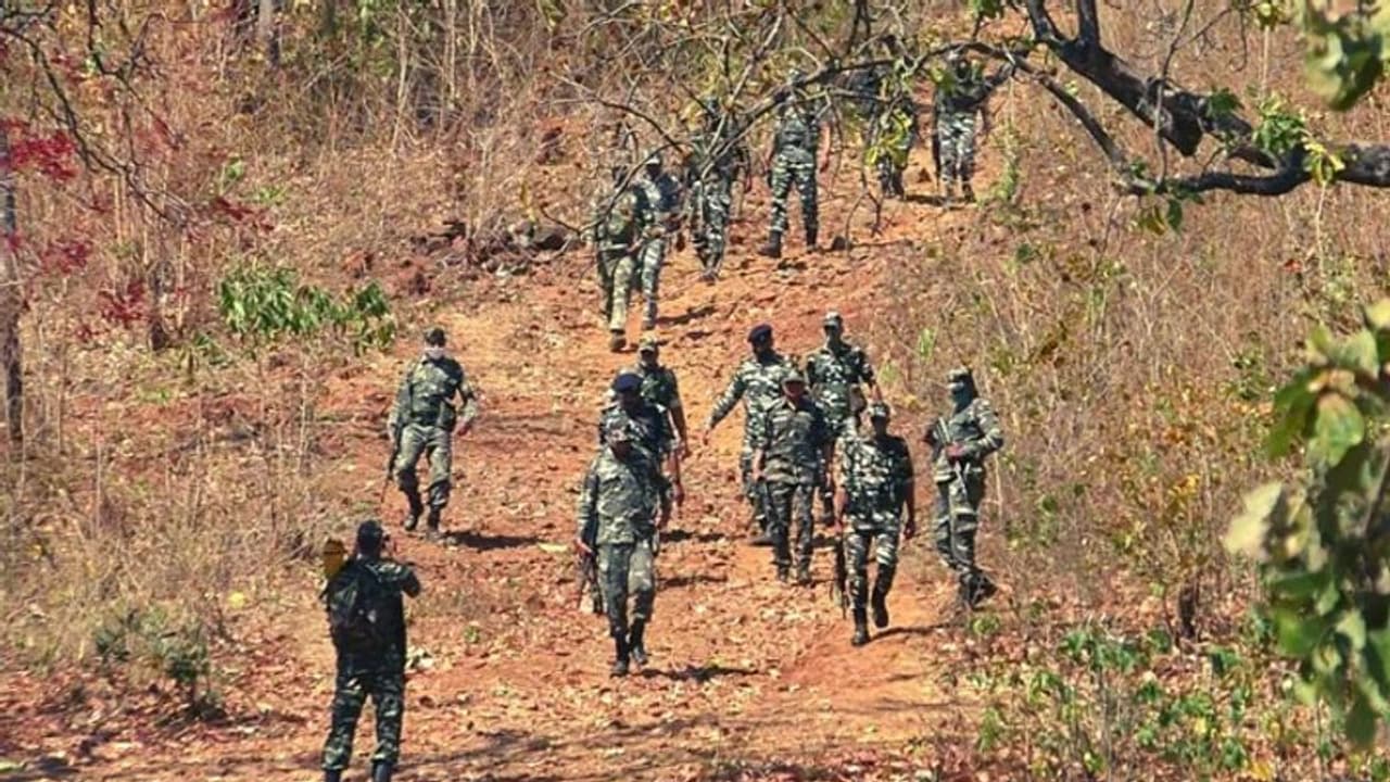 Encounter in Chhattisgarh, Chhattisgarh Naxalite Encounter in Chhattisgarh, Chhattisgarh Naxalite