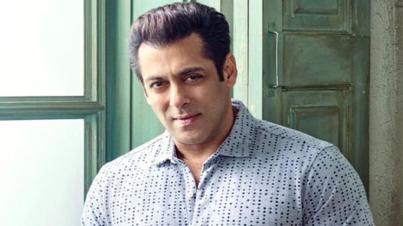 director of film no entry mein entry anees bazmee breaks silence on rumours of salman khan out from movie KPJ director of film no entry mein entry anees bazmee breaks silence on rumours of salman khan out from movie KPJ