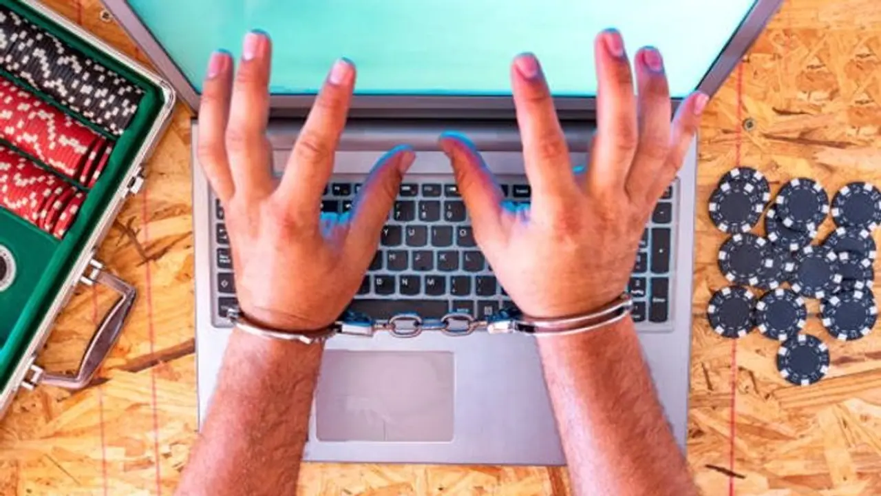 Online Digital Arrest Cyber ​​Criminal